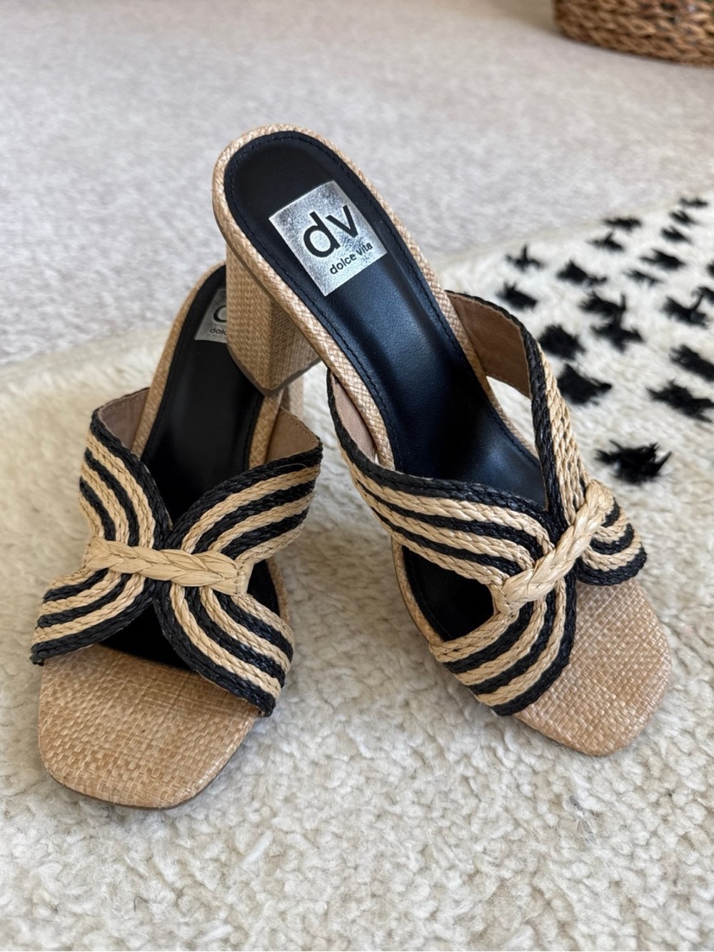 DV by Dolce Vita Tan and Black Braided Raffia Mule Heels “Haddy” 7.5